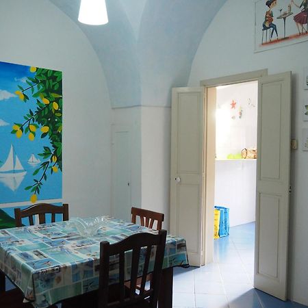 Casa Vacanze Ale&Va Алецио Екстериор снимка