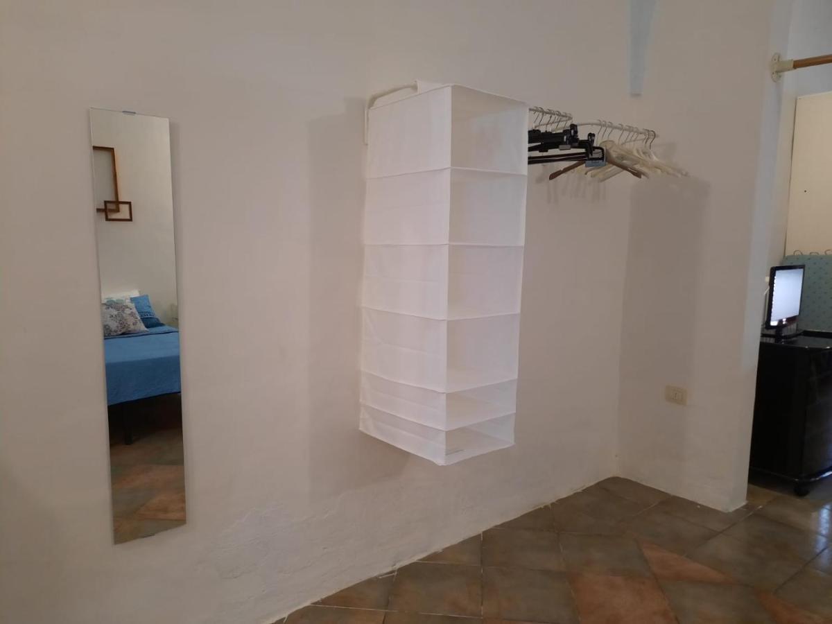 Casa Vacanze Ale&Va Алецио Екстериор снимка