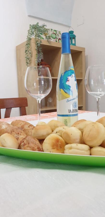 Casa Vacanze Ale&Va Алецио Екстериор снимка