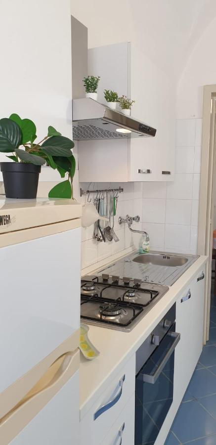 Casa Vacanze Ale&Va Алецио Екстериор снимка