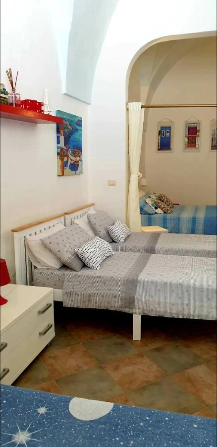 Casa Vacanze Ale&Va Алецио Екстериор снимка