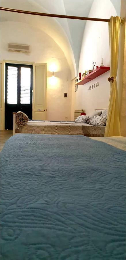 Casa Vacanze Ale&Va Алецио Екстериор снимка