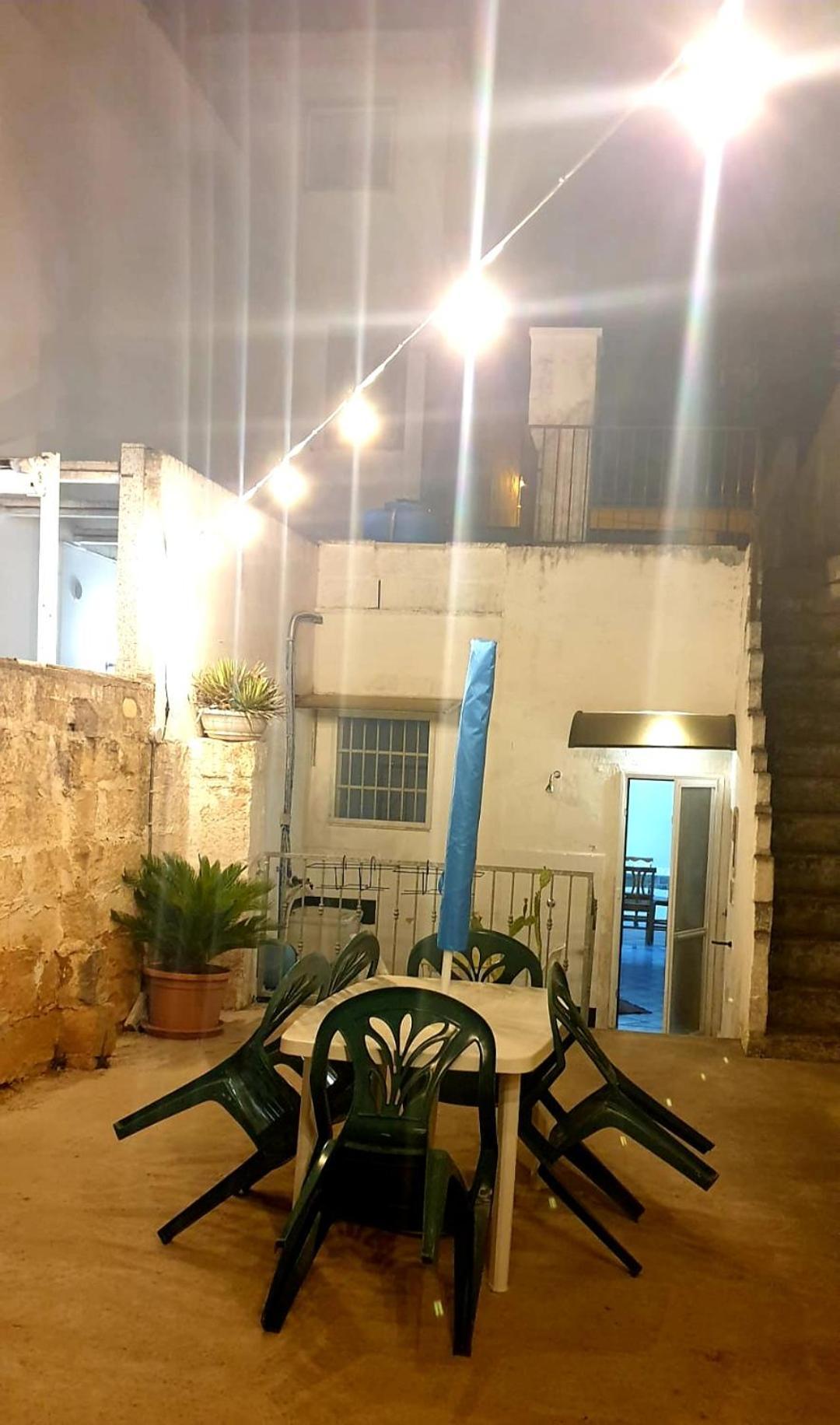Casa Vacanze Ale&Va Алецио Екстериор снимка
